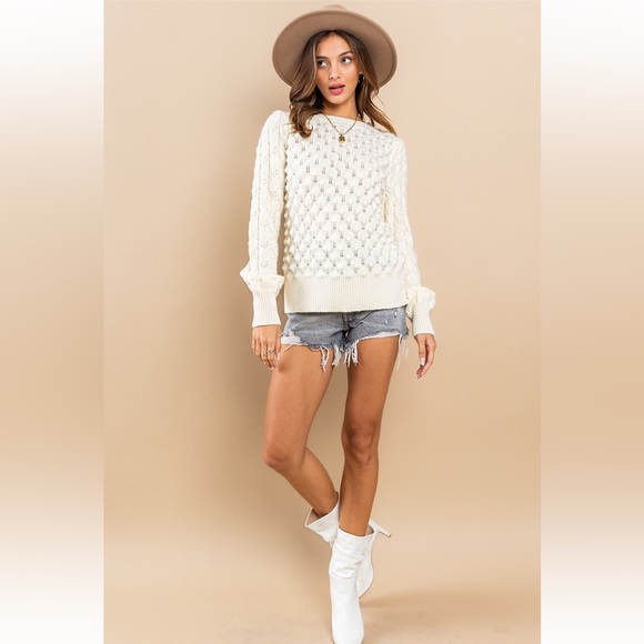 33 Boho Soft Two Tone Textured Sweater Top - Picture 6 of 7